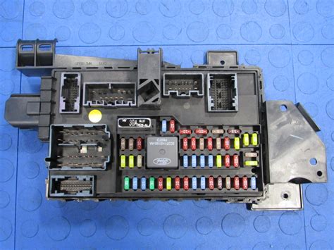 al8z-15604-b smart junction box|2008.